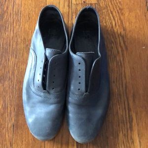 Boemos Italian shoes in size 37 (US size 7)